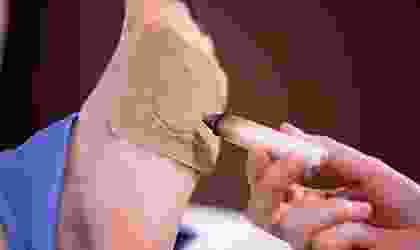 image-caption-type-8-2